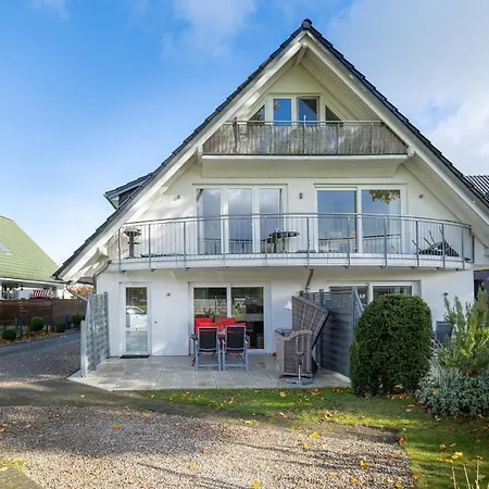 L5 - Lindenstrasse 1 - Feriendomizil Hollich Apartament *